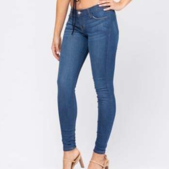 NWT Judy Blue 13 Skinny Non-Distressed Jeans - Picture 2 of 9